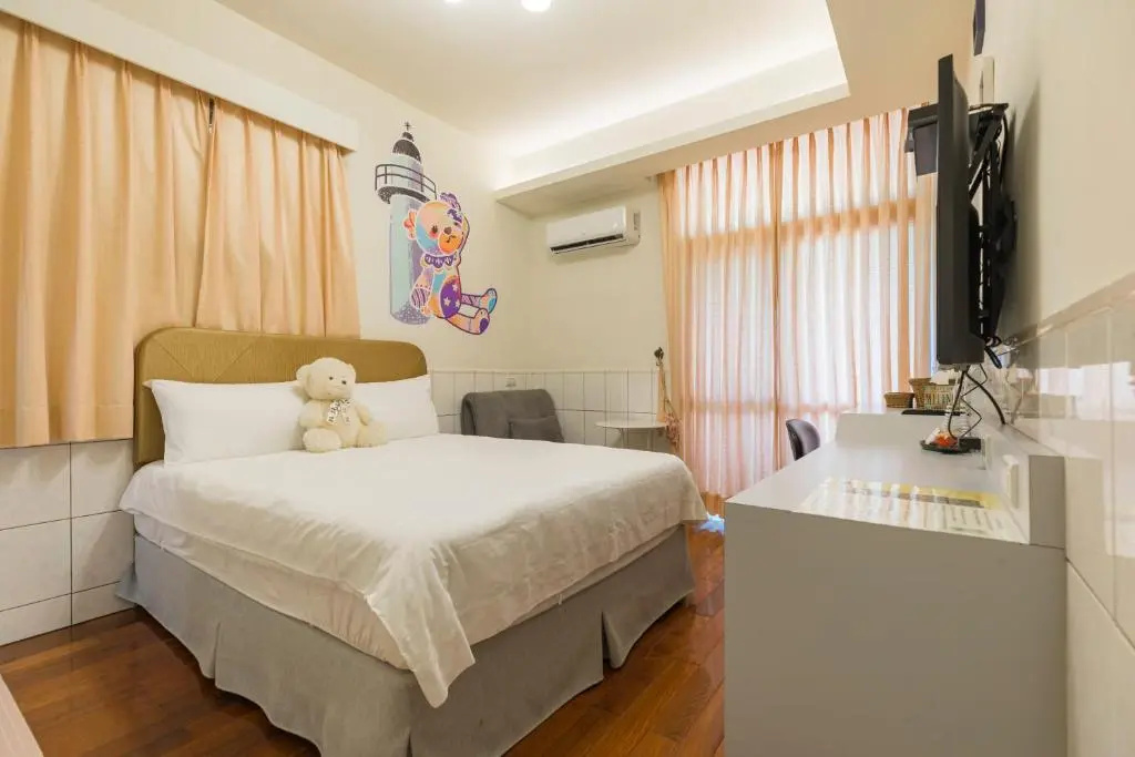 Standard Double room (full double bed)