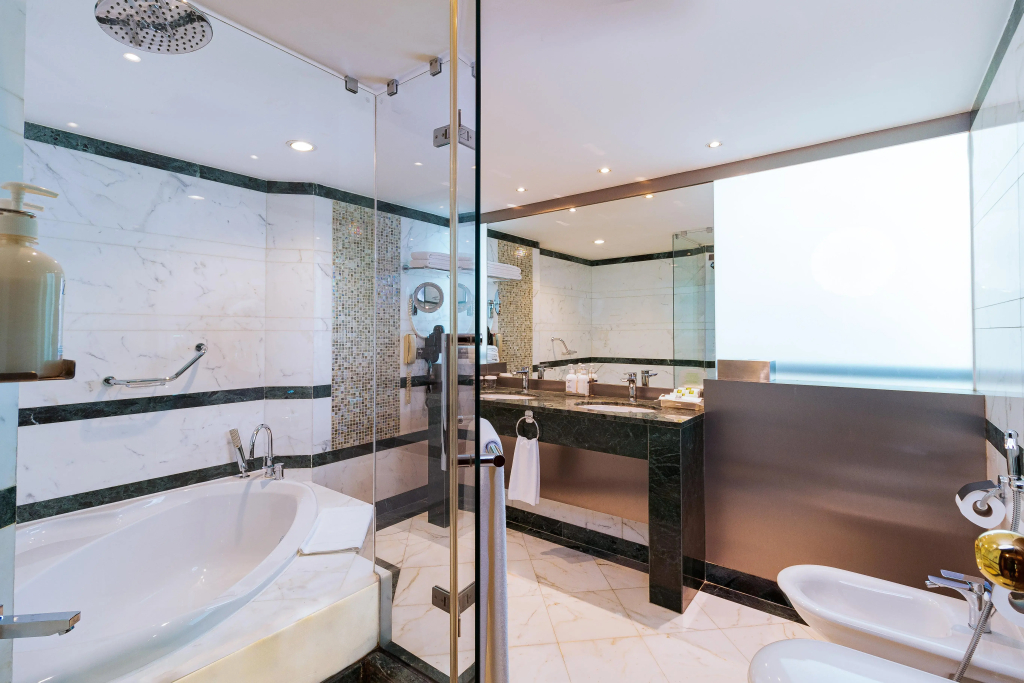 Holiday Inn Kuwait Al Thuraya City by IHG - фото 42