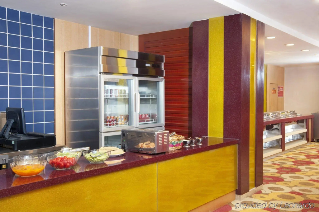 Holiday Inn Express Tianjin Dongli by IHG - Général