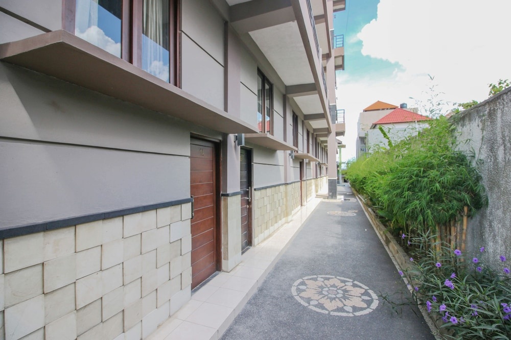 Airy Denpasar Barat Mahendradata Selatan 12 Bali