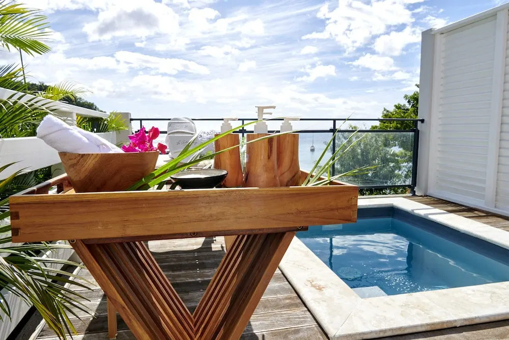 Balcony & Terrace