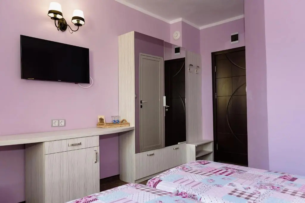 Standard Double room with garden view (full double bed)