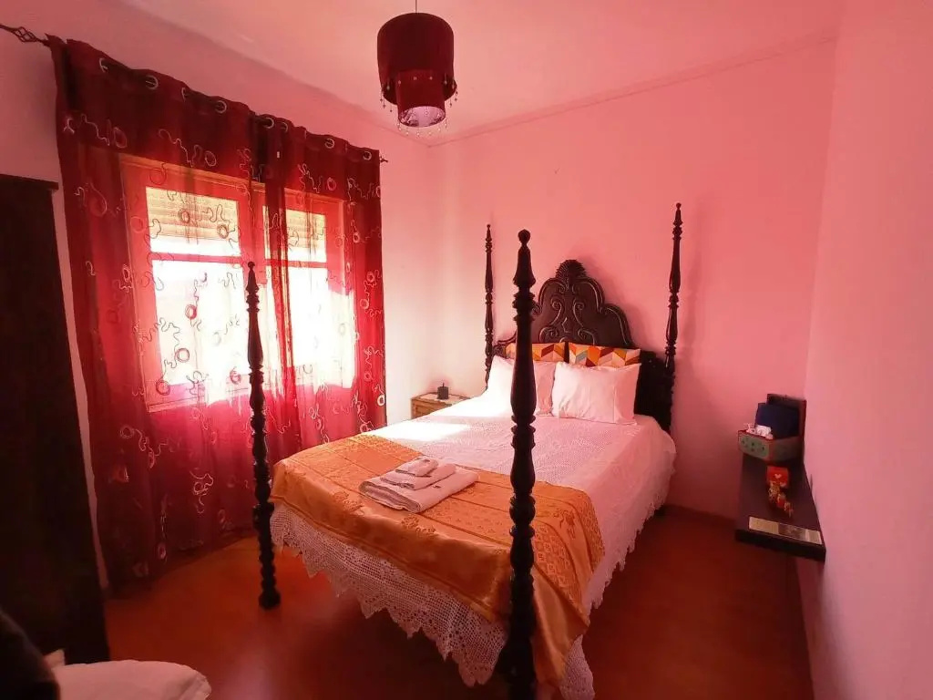 Stunning House in Mirandela Ideal for 10 People - фото 2