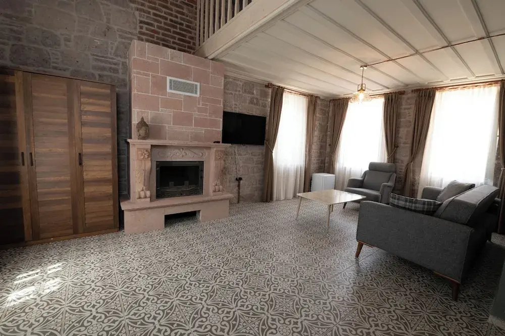 Deluxe Suite with garden view