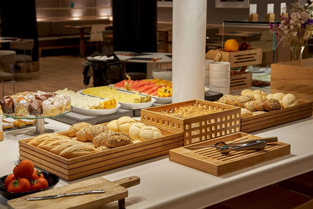 DoubleTree by Hilton Hotel Girona - фото 14