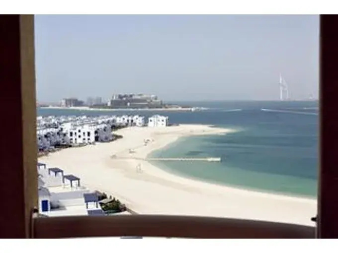 Beach & Waterfront