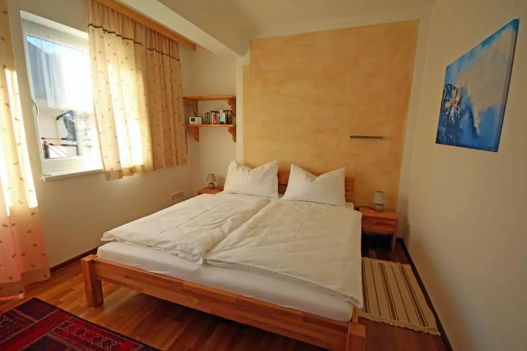 Ferienwohnungen Karoline - Chambres