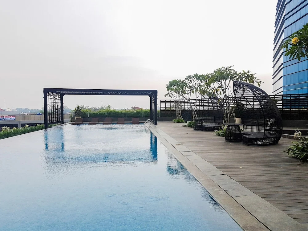 Comfy and Modern 1BR The Accent Bintaro Apartment