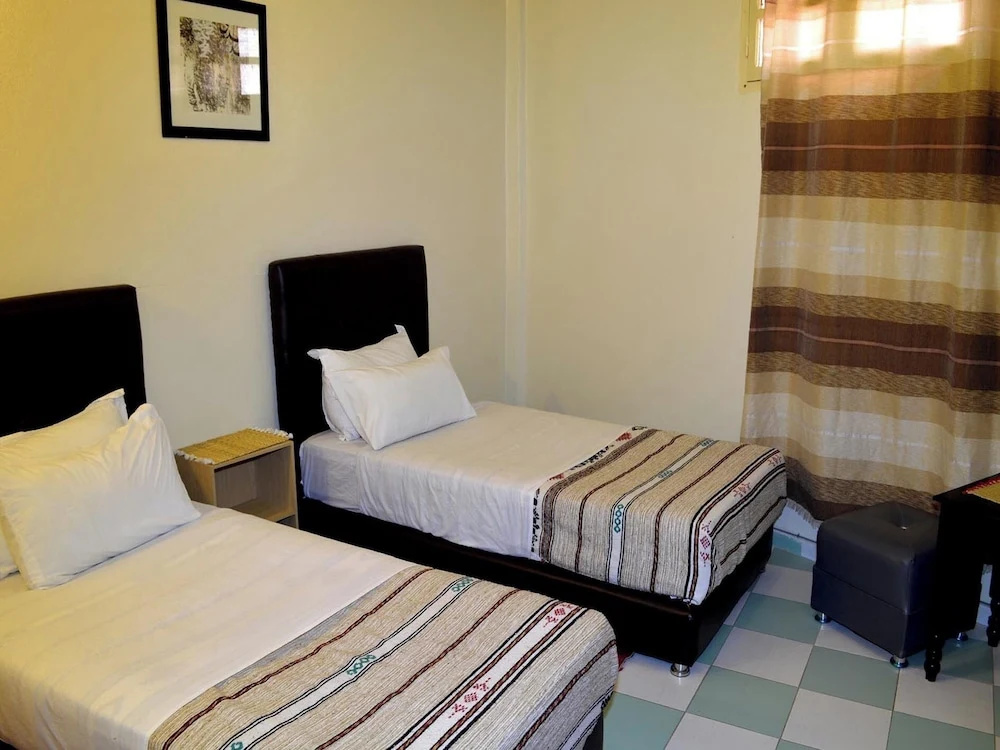 Economy room
