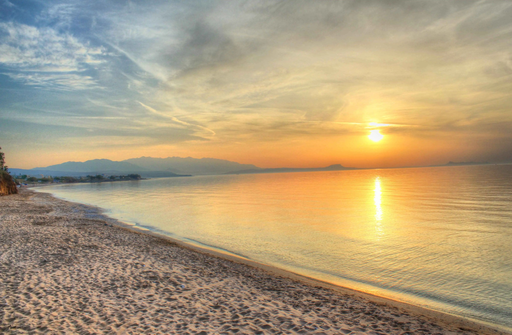 Beach & Waterfront