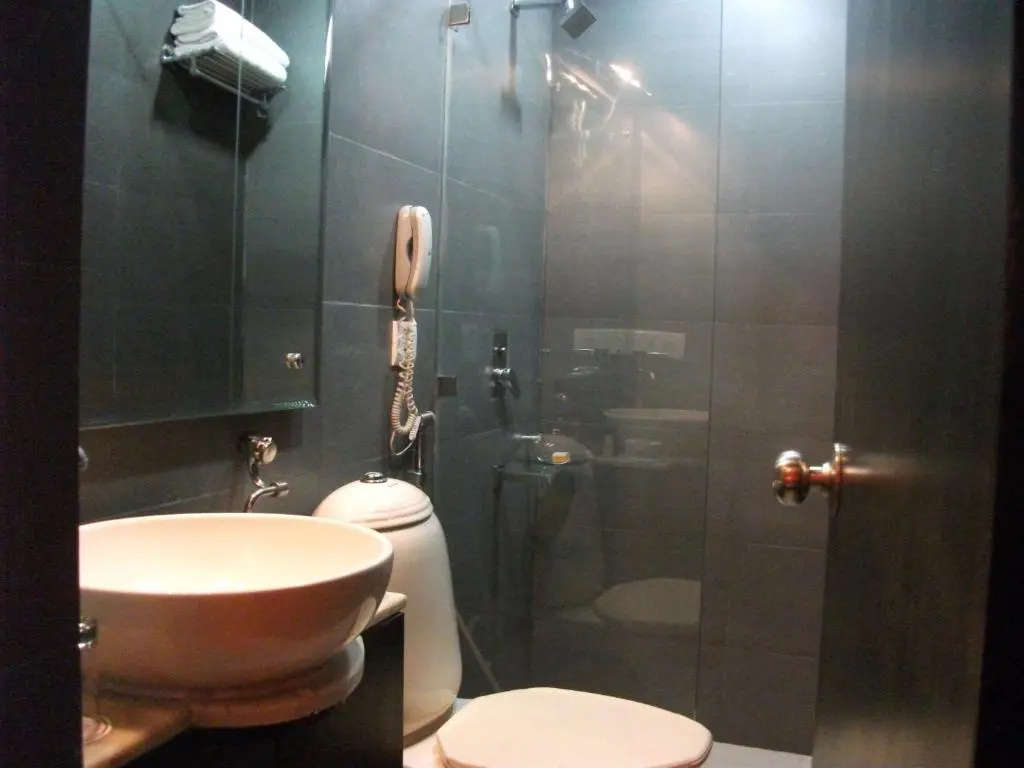 Premium Double room (full double bed)