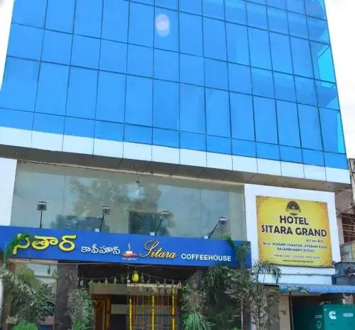 Hotel Sitara Grand