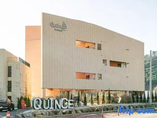 Hotel Quince