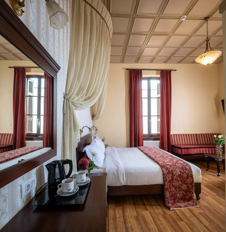 Superior Double room (full double bed)