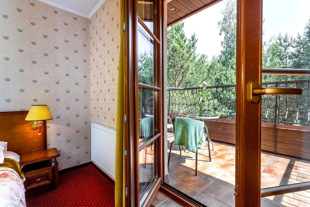 Balcony & Terrace