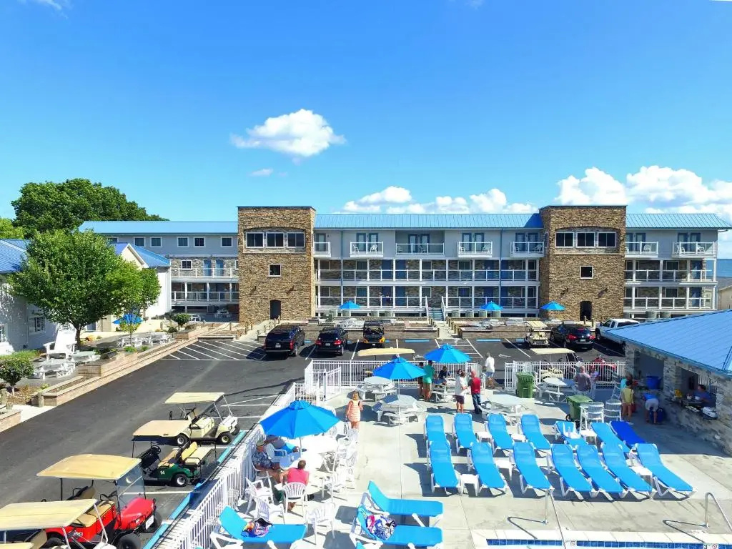 Put-In-Bay Waterfront Condo #103