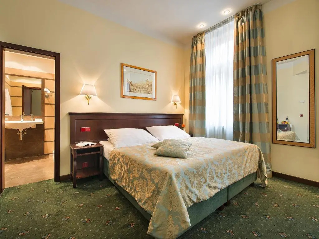 EA Hotel Downtown - Chambres