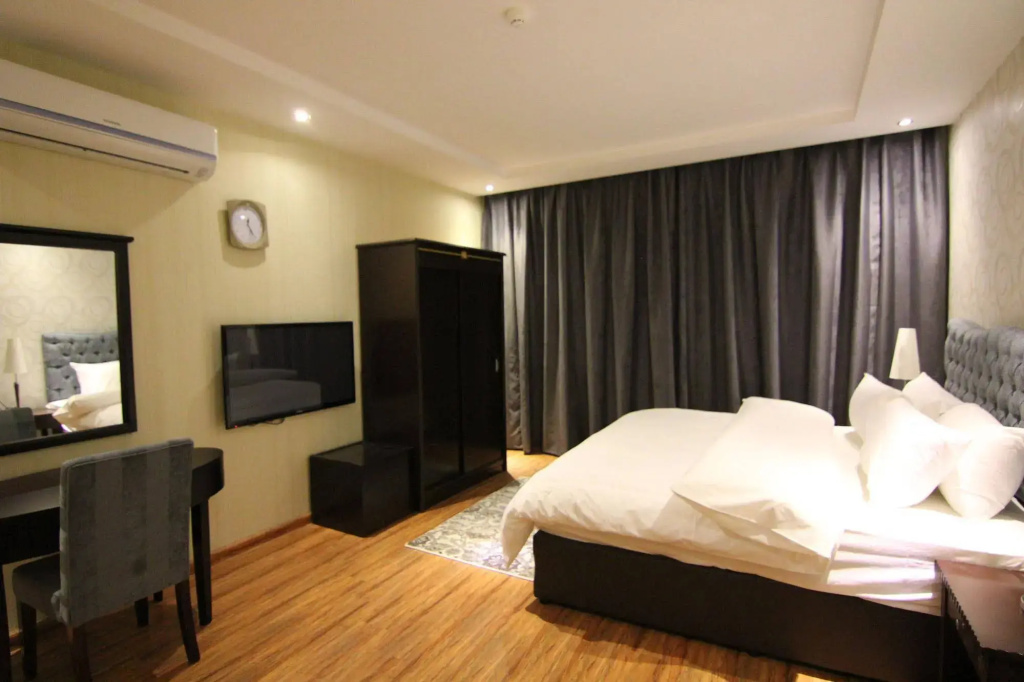 Hotel photo 12