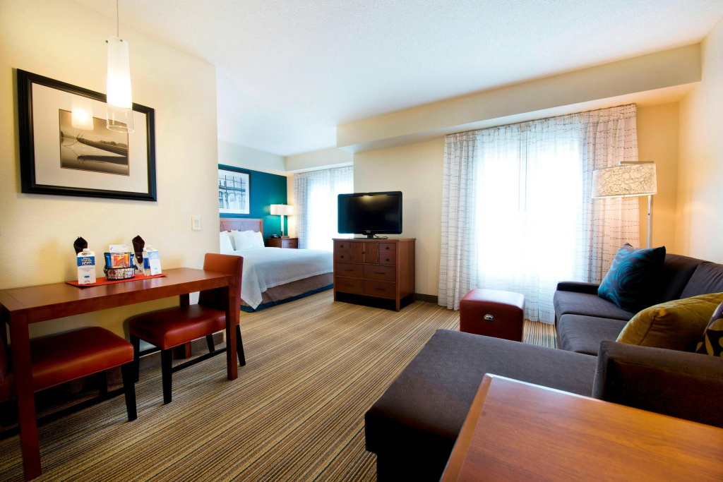 Отель Residence Inn by Marriott Mississauga - Airport Corporate Centre West в Миссиссауге