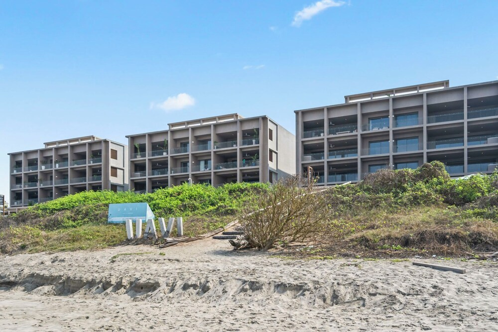 Oceanfront Apartments with Great Views