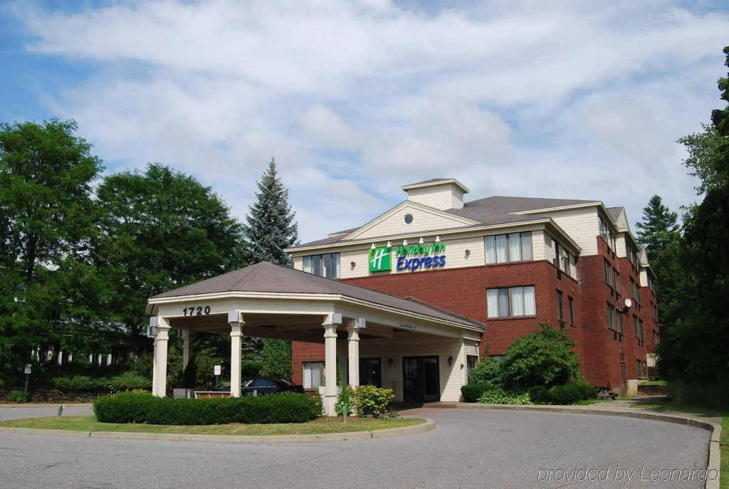 Holiday Inn Express South Burlington by IHG