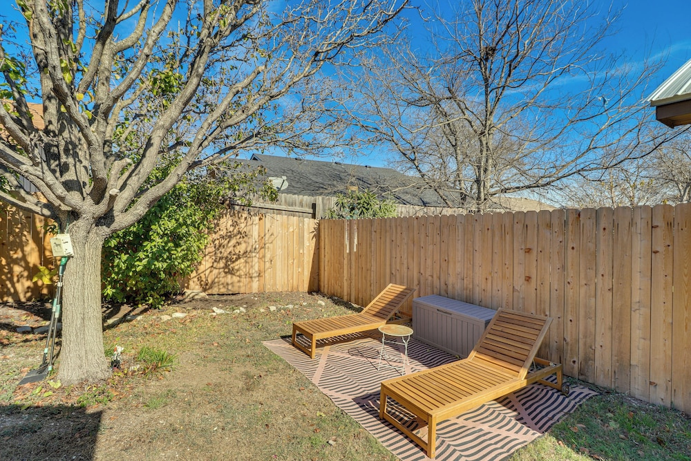 Cowboy Pool & Fenced Yard: Convenient Austin Home