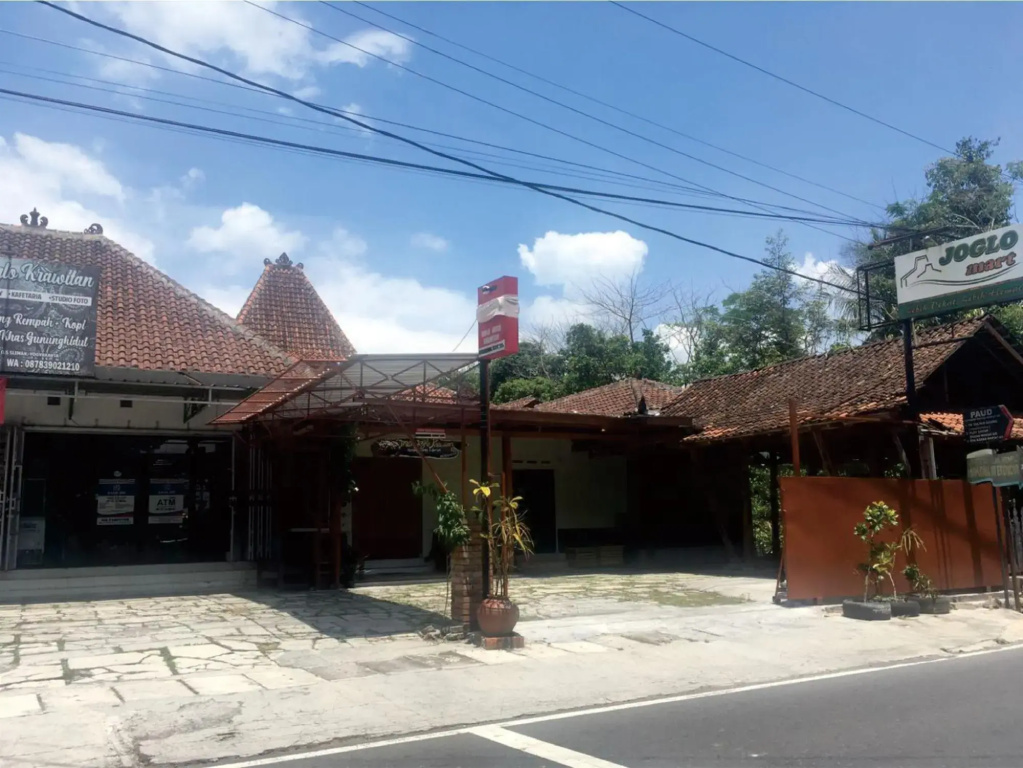 NDalem Joglo Krawitan Syariah