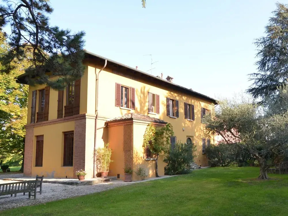 Elegant Holiday Home in Faenza With Garden and Pool