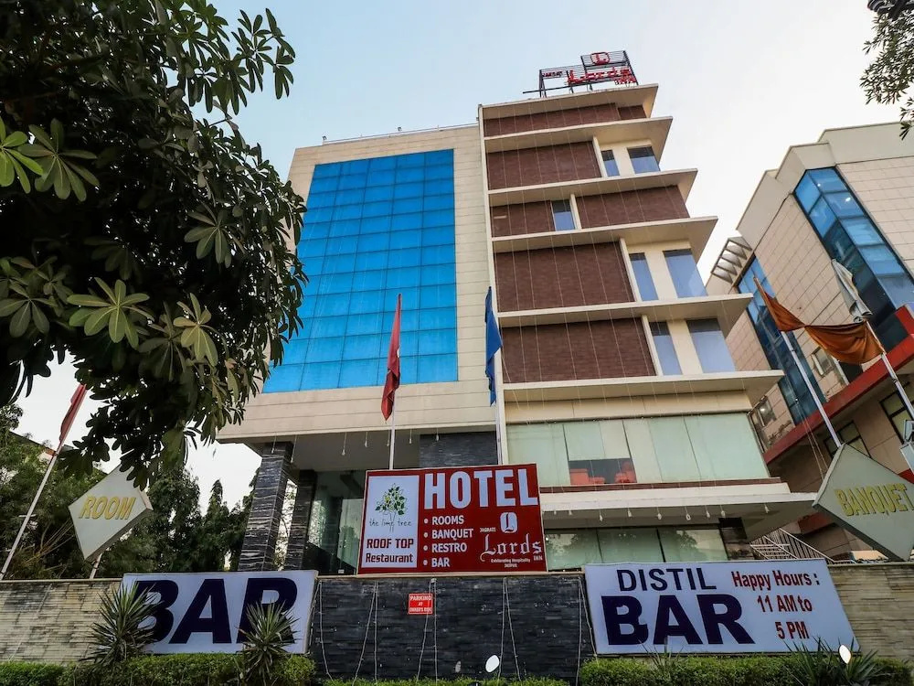 Capital O 26201 Hotel Jagrati Lords Inn