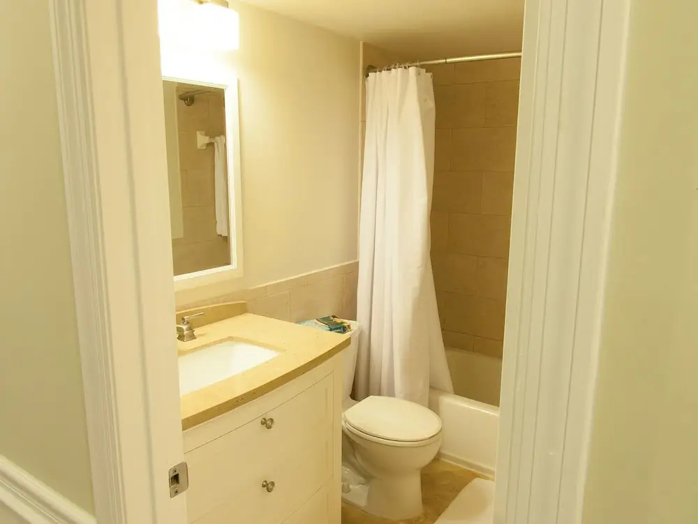 2 Bedrooms Standard room with harbour view