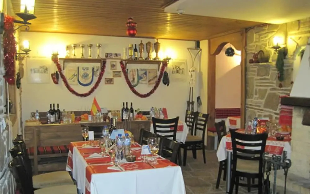Food & Beverage