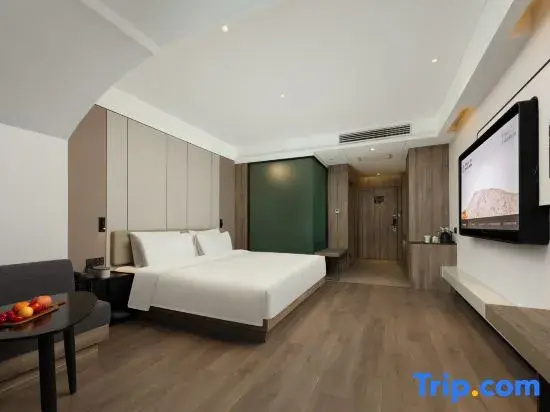 Executive Double room (full double bed)