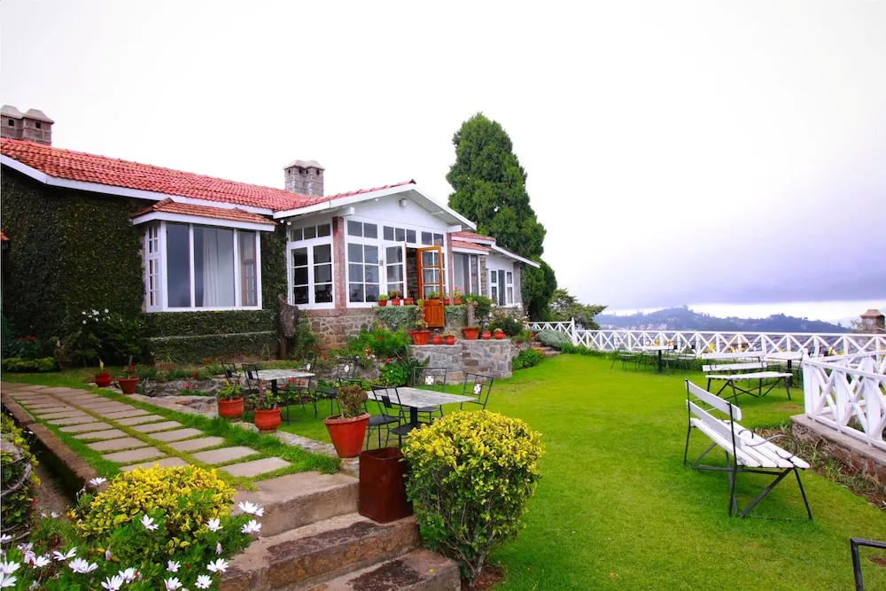 Villa Retreat - Boutique Hotel and Cottages
