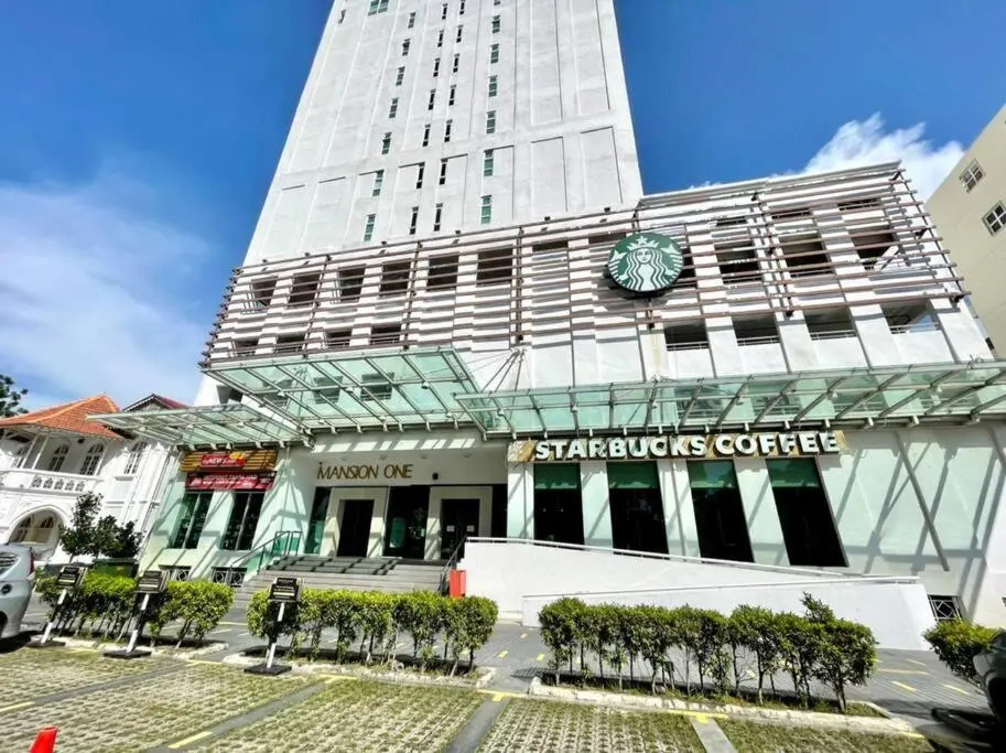 A Modern 6pax Luxury Suite Penang