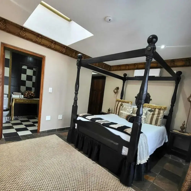 Royal Suite