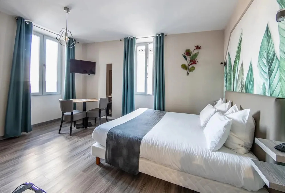 Comfort room