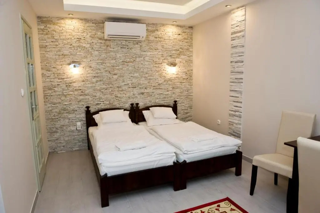 Kemence Csarda Es Szalloda - Chambres
