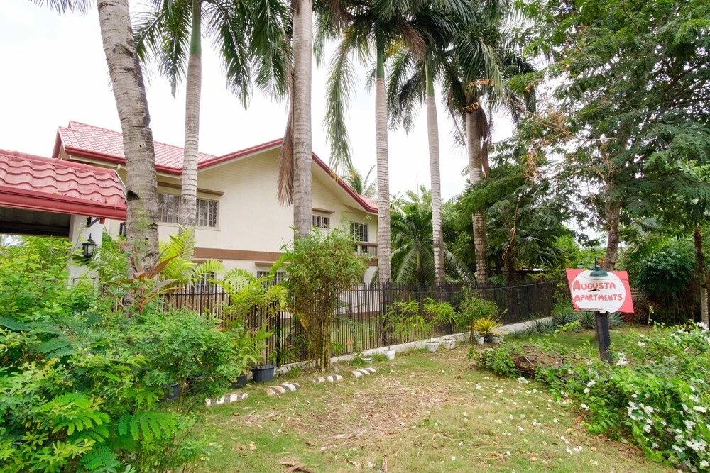 RedDoorz @ Socrates Road Palawan