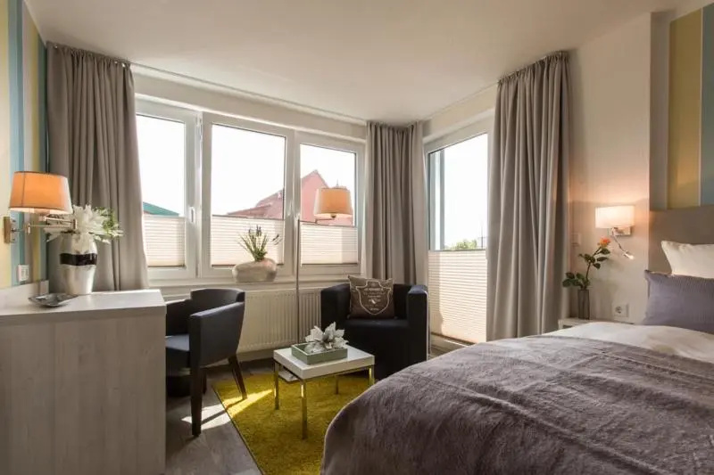 Standard Double room (full double bed)