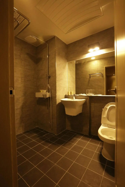 Yihua Hotel - фото 31