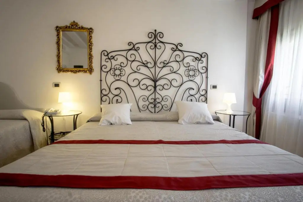 Hotel Antigo Trovatore - Chambres