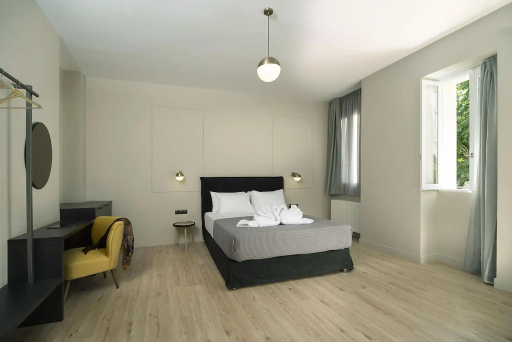 Plaka Arch Suites — фото