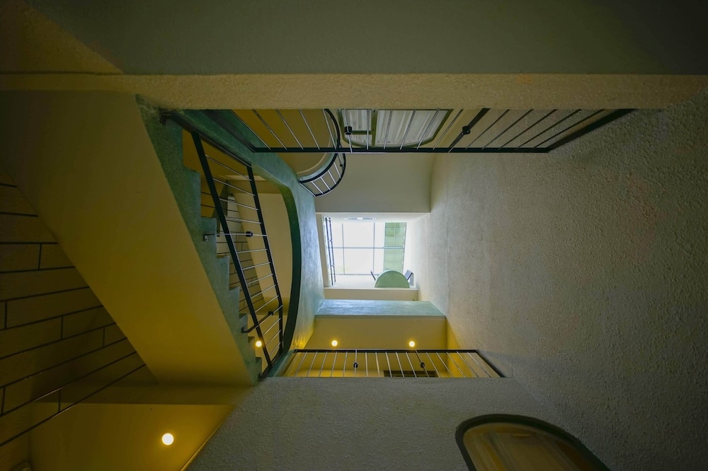Balcony & Terrace
