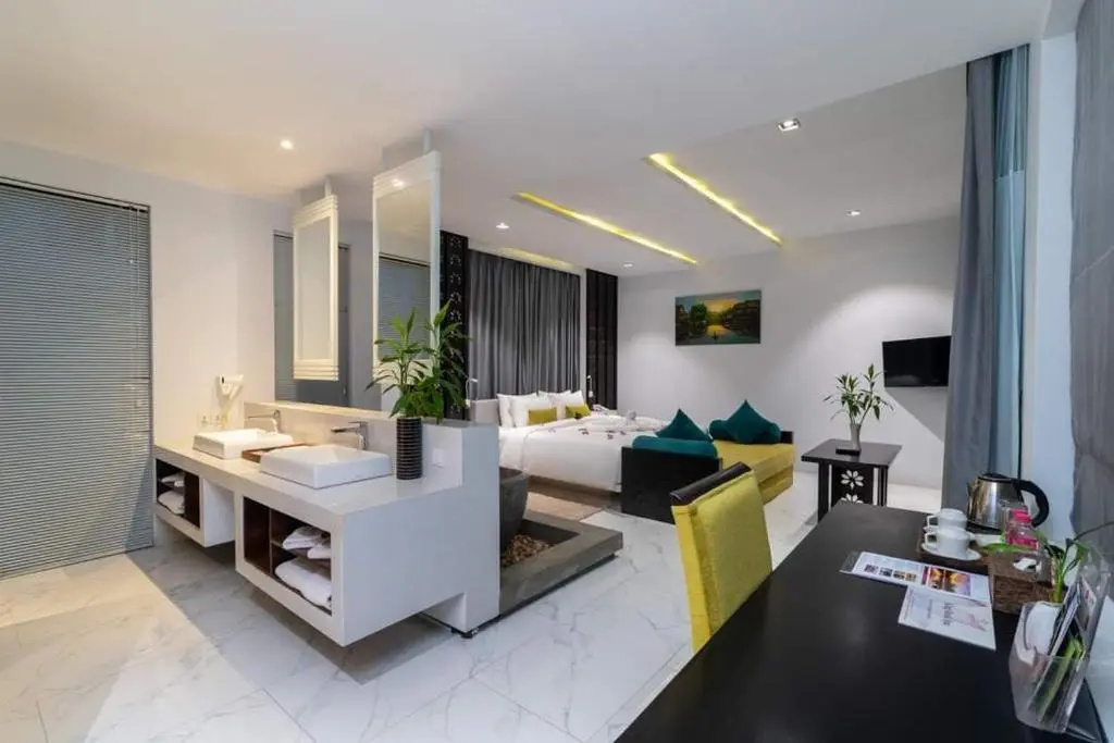 Executive Suite