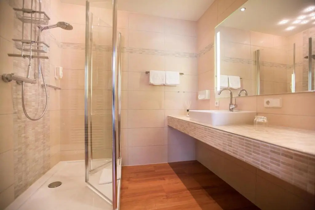 Flair Hotel Adlerbad - Chambres