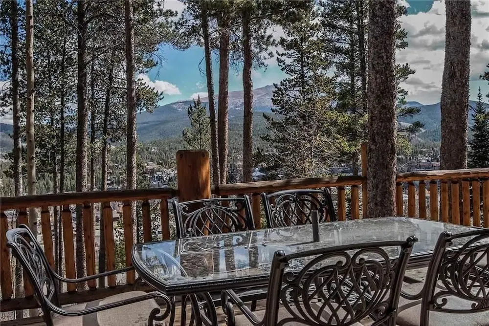 A Lookout Lodge House