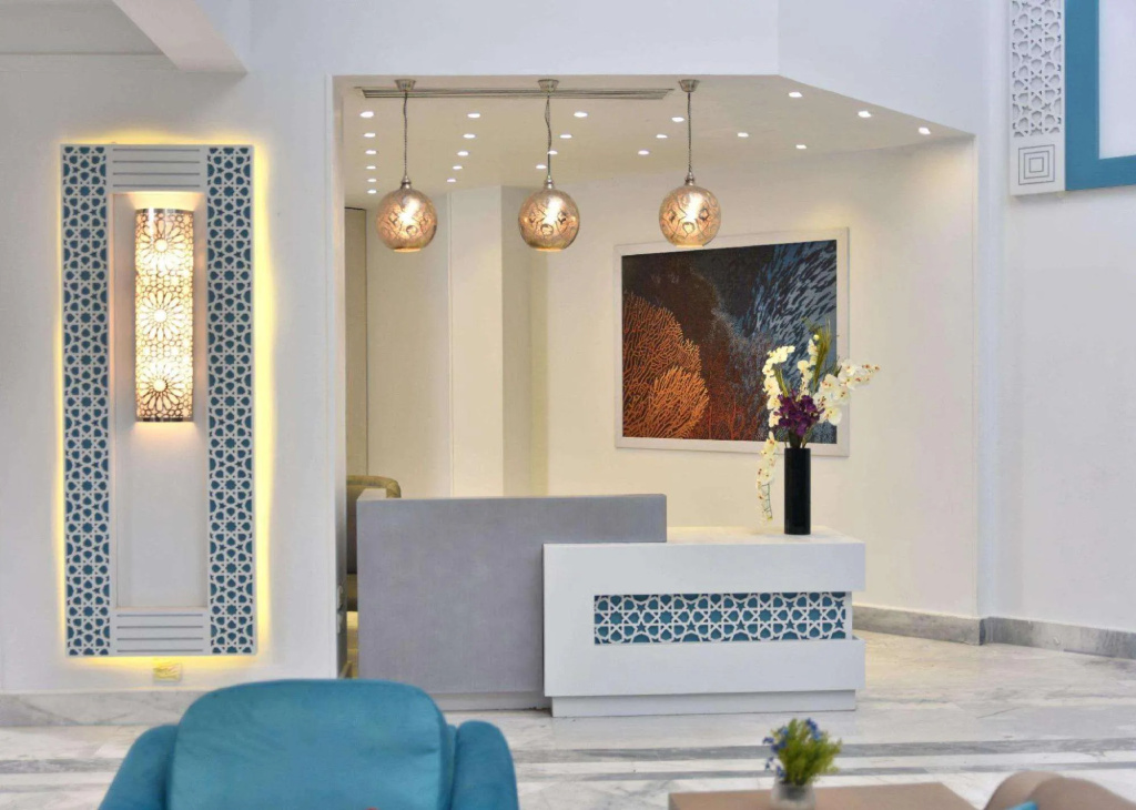 Lobby & Reception