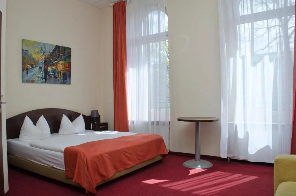 Hotel POLO am ZOB - Chambres