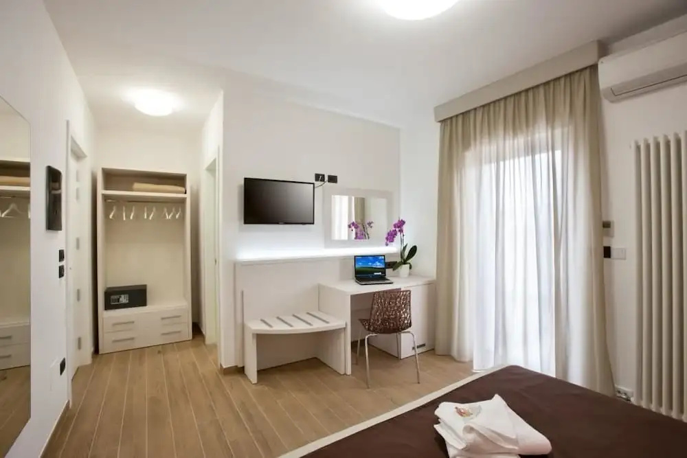 Hotel photo 6