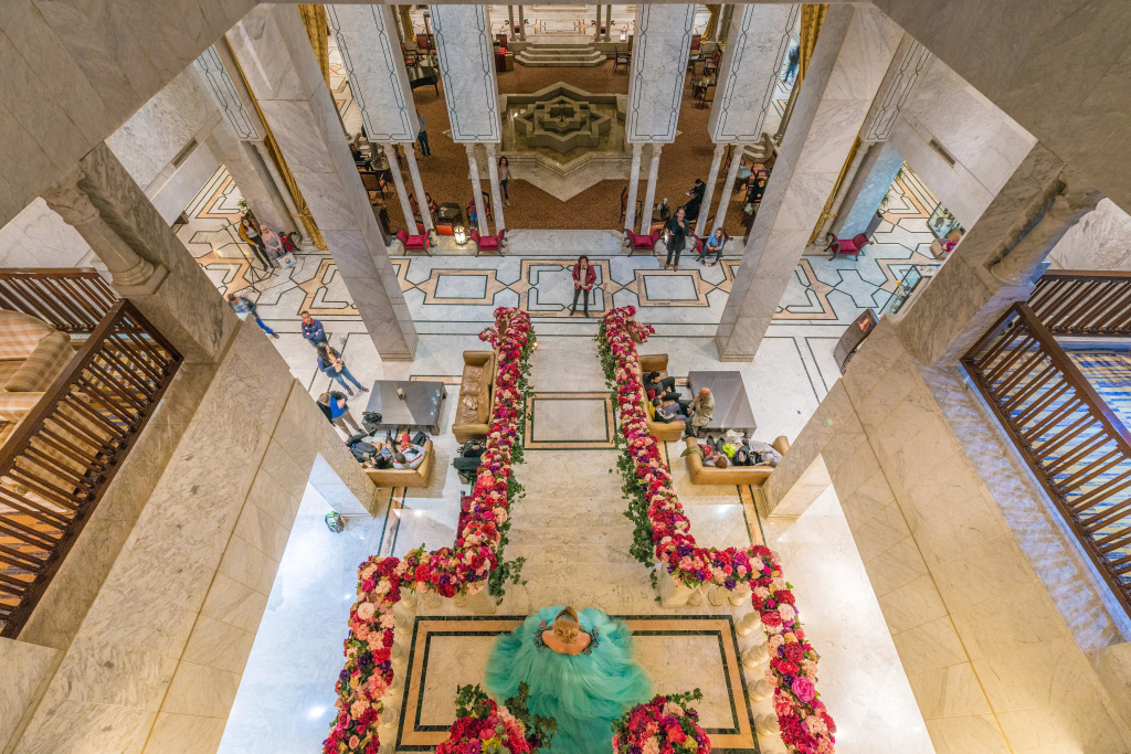 Lobby & Reception